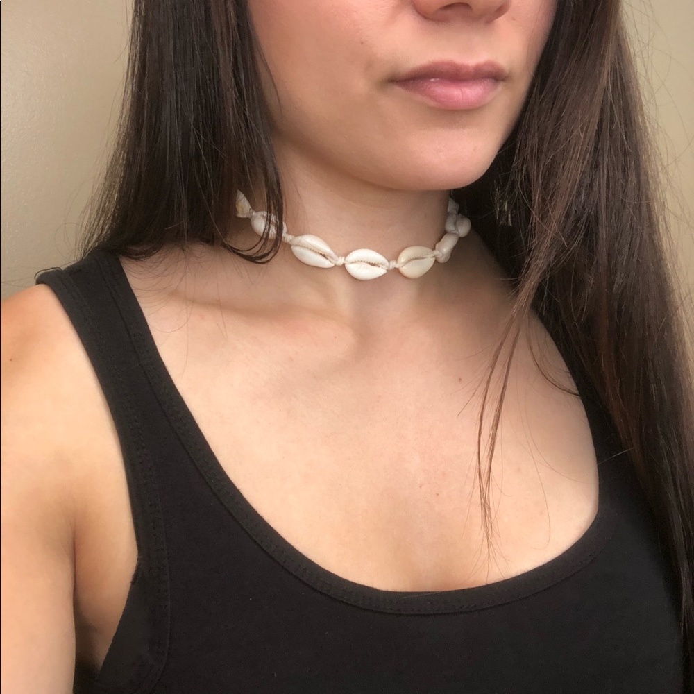 Necklace | Beach Shell Choker Necklace